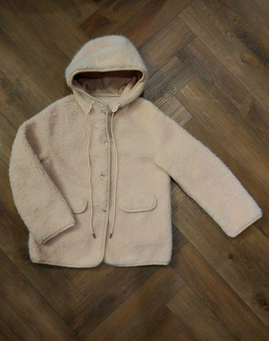 Куртка ( экомех) с капюшоном - фото 8945