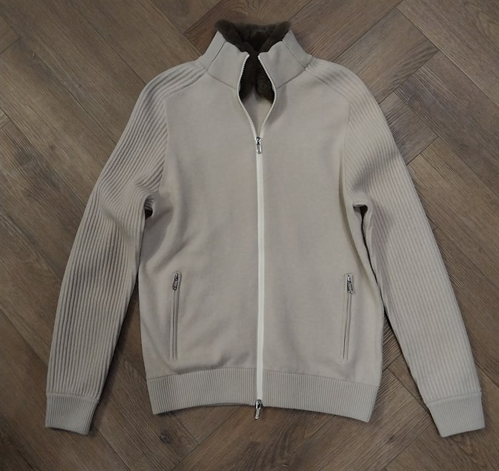 Кофта с натуральным мехом - фото 8954