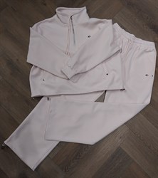 Костюм спортивный